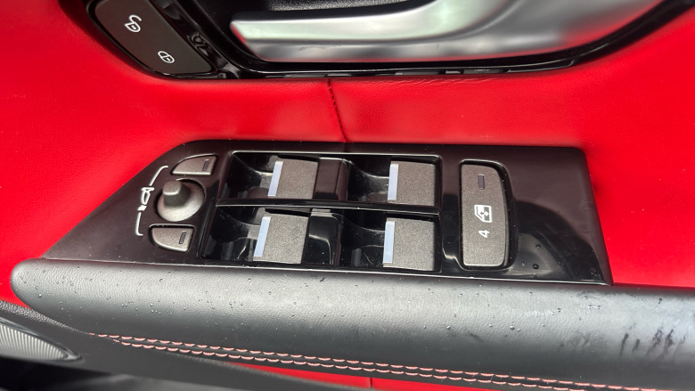 Land Rover Range Rover Evoque Convertible 2.0 TD4 HSE Dynamic 2dr Auto Diesel Convertible